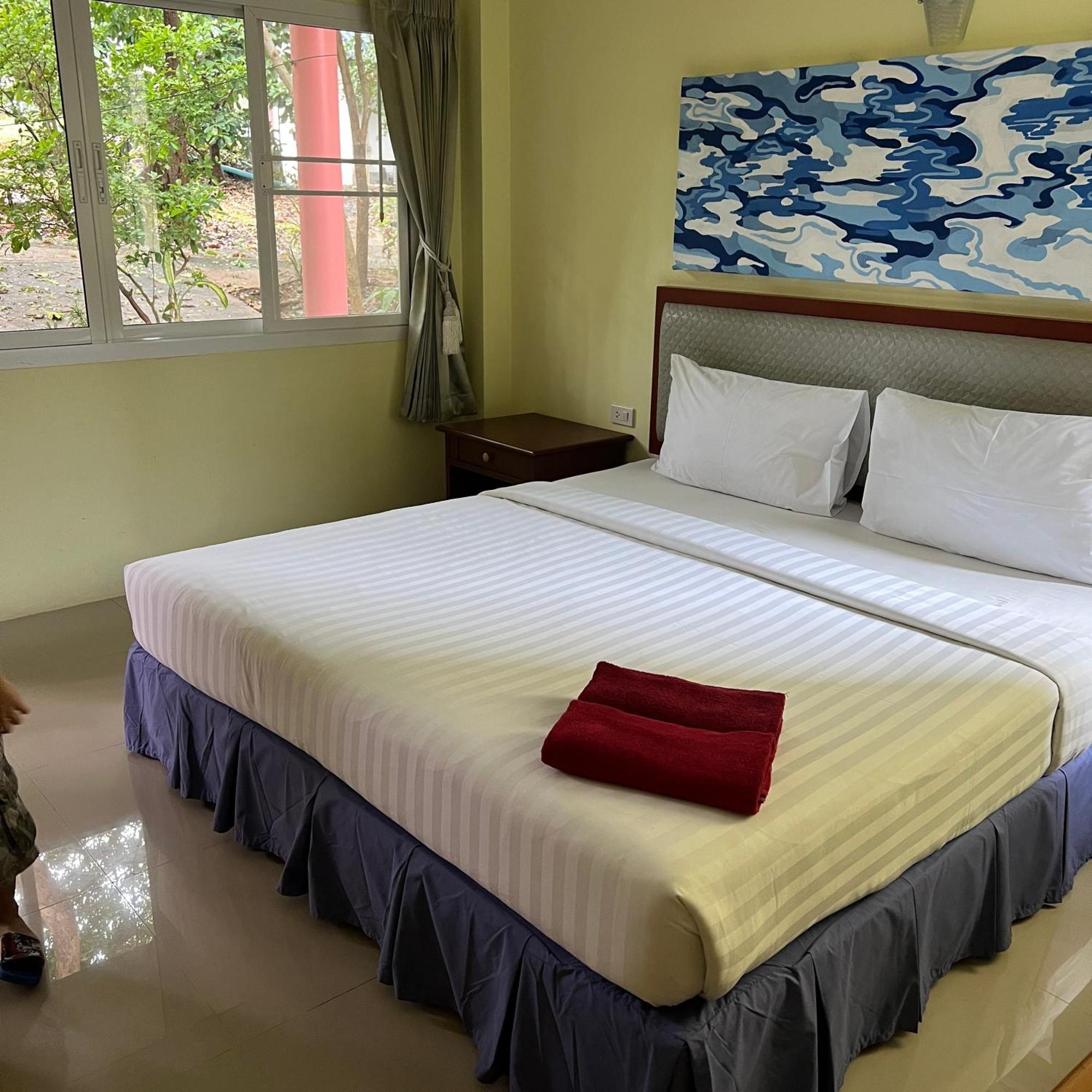 Kata Villa Merit Hill Bungalows Karon Eksteriør billede